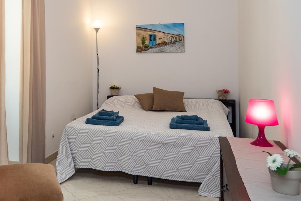 Appartement Un Affaccio Sul Borgo à Marzamemi Extérieur photo